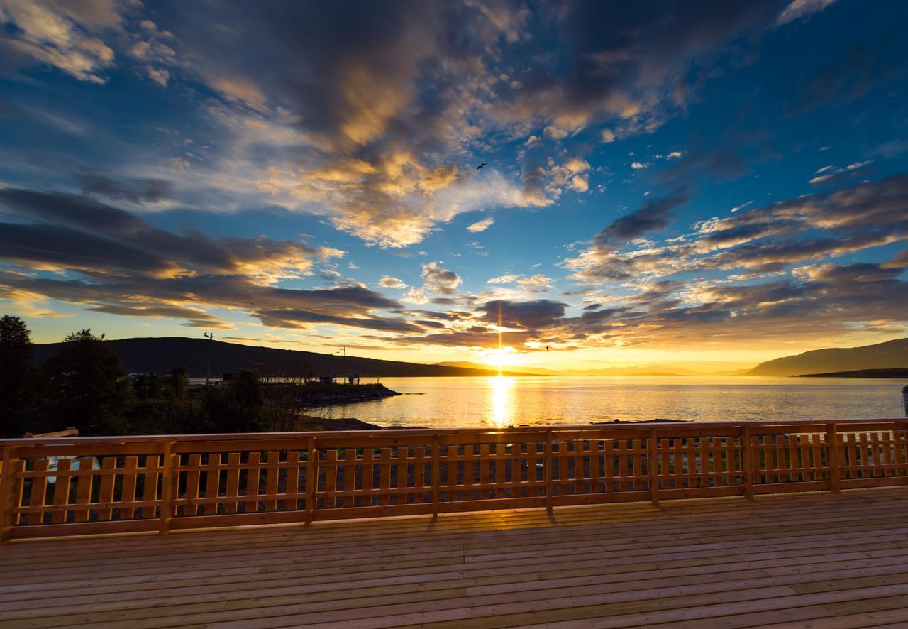 Vikran Vacation: Sea Fishing And Northern Lights Luaran gambar